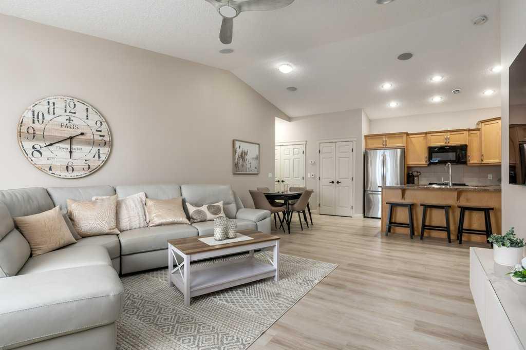 401 Sunvale Crescent NE