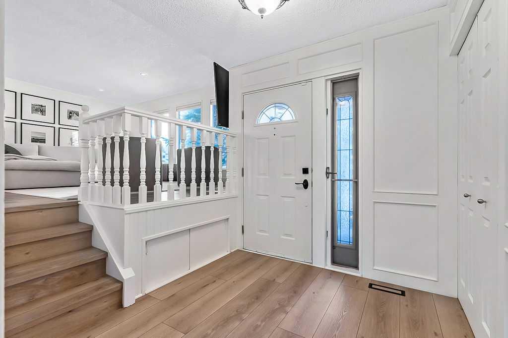 171 Woodridge Place SW