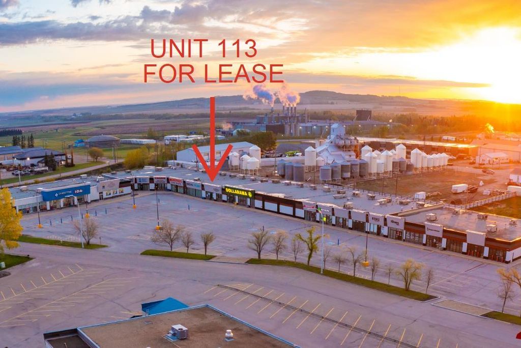 Photo of 50 Street #4804, Innisfail, AB T4G 1C2 (MLS # A2287362)