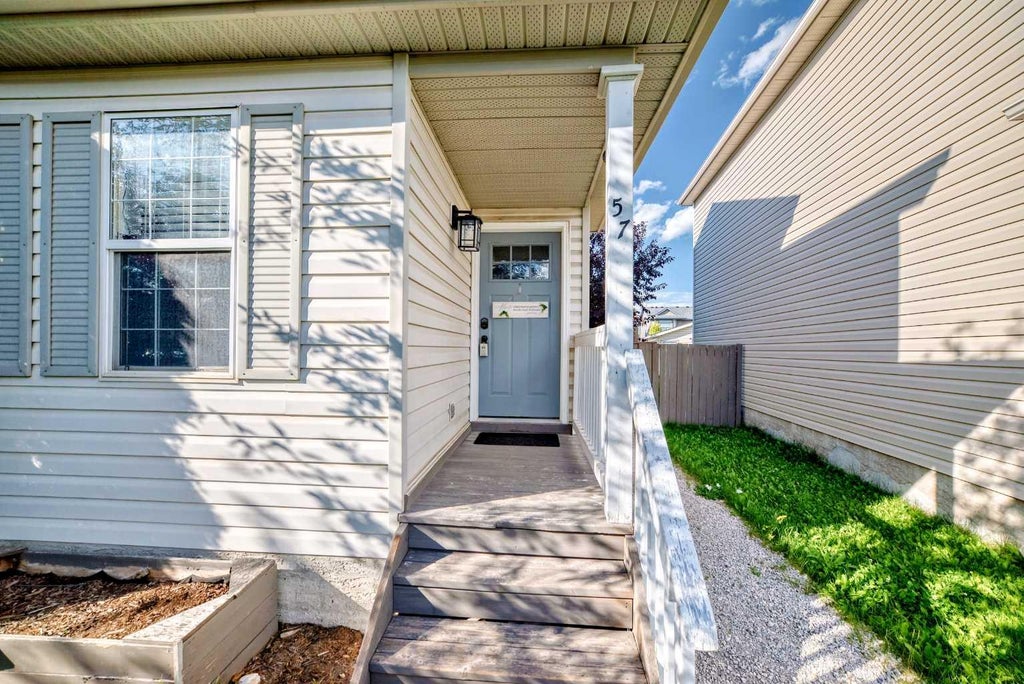 Photo of 57 Martinvalley Way NE, Calgary, AB T3J 4A2 (MLS # A2355143)