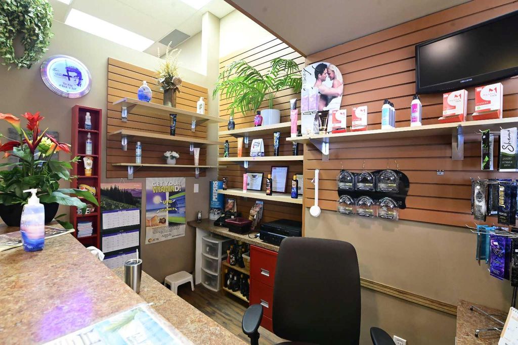 Photo of 8120 Beddington Boulevard NW #401, Calgary, AB T3K 2A8 (MLS # A2241069)