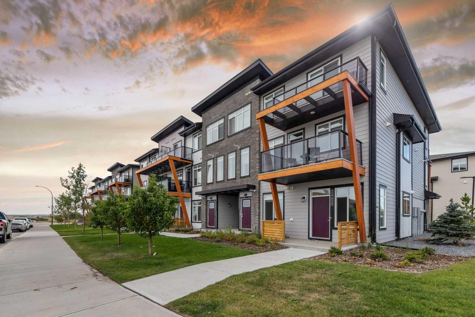 19645 48 Street SE