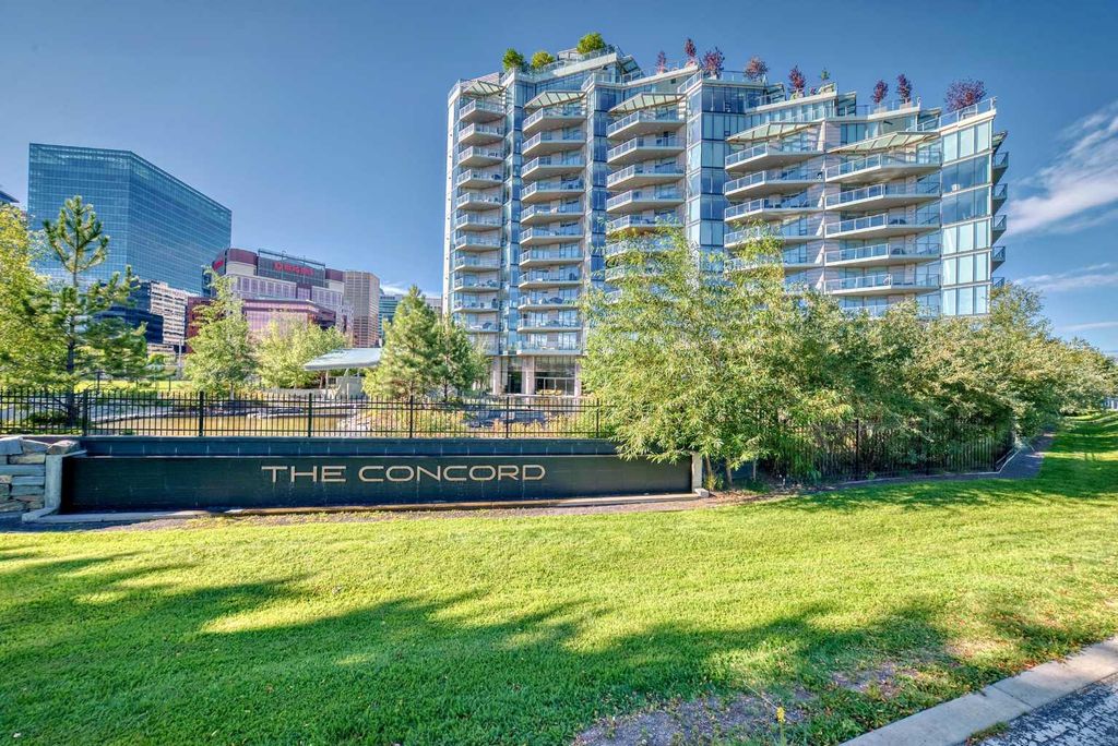 Photo of 738 1 Avenue SW #302, Calgary, AB T2P 5G8 (MLS # A2247479)