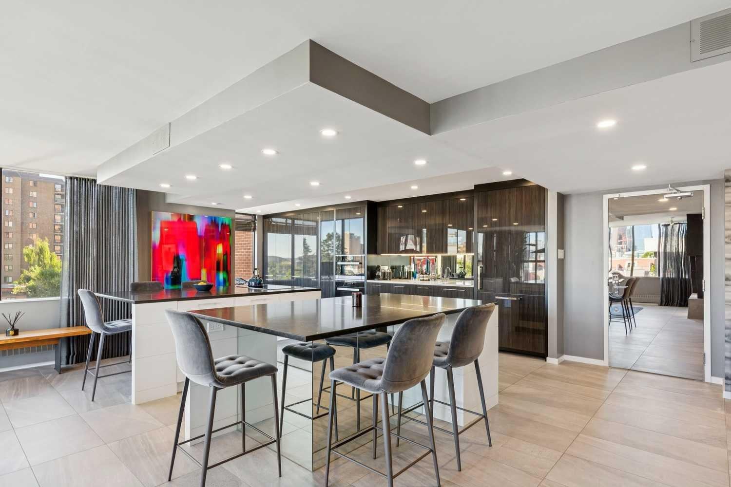 318 26 Avenue SW 508