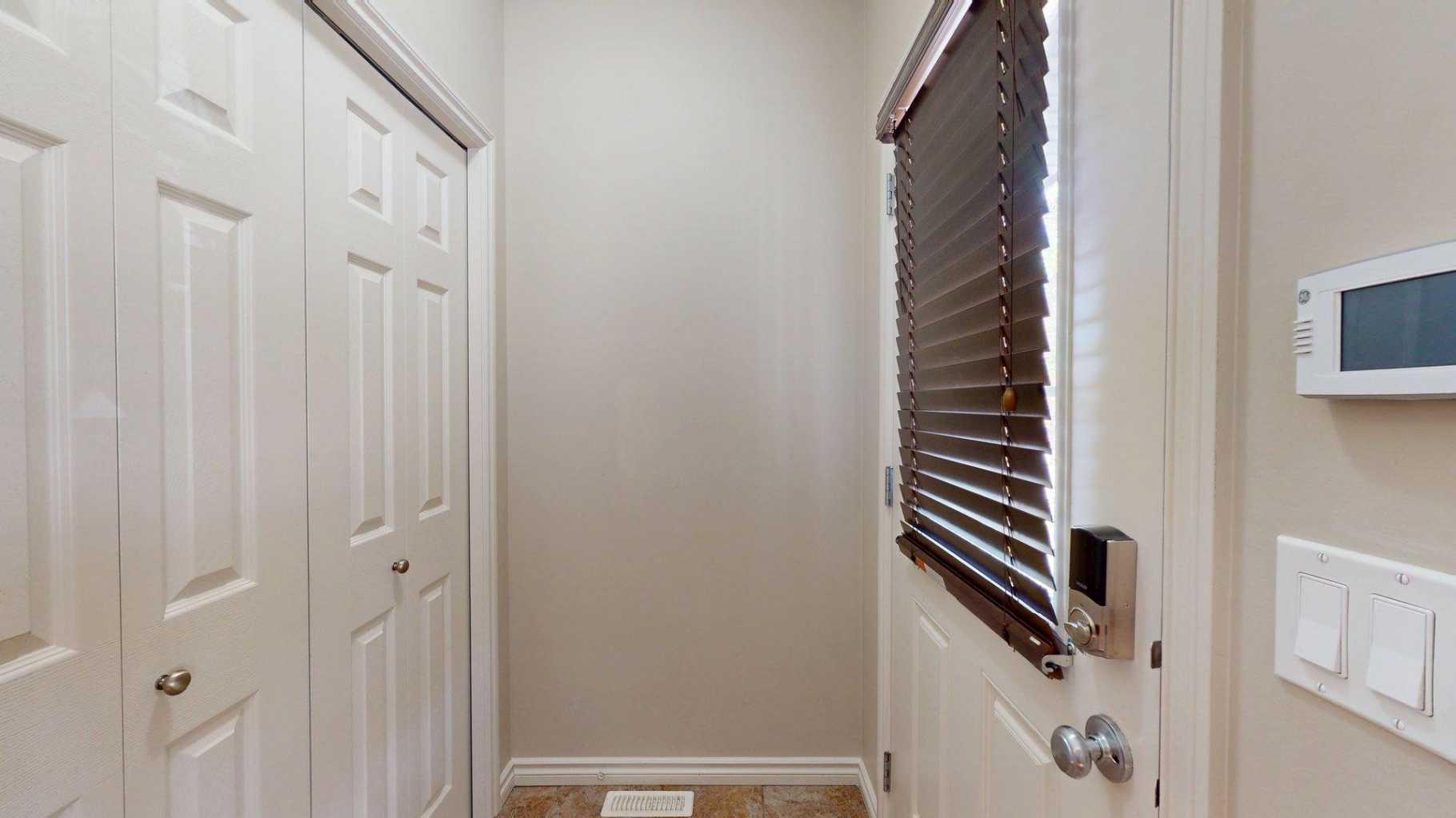 136 Fontaine Crescent 5