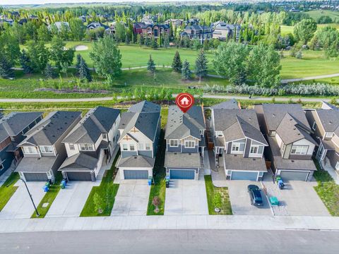 Photo of 220 Crimson Ridge Place NW, Calgary, AB T3L 0K7 (MLS # A2317608)
