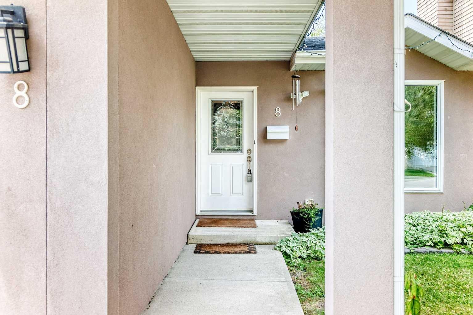 8 Hawkfield Crescent NW