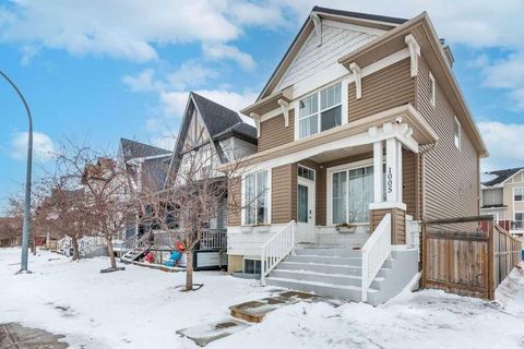 Photo of 1005 NEW BRIGHTON Gardens SE, Calgary, AB T2Z 0Y1 (MLS # A2296095)