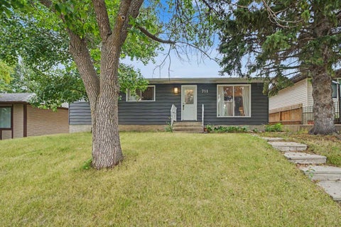 Photo of 711 118 Avenue SW, Calgary, AB T2W 0E6 (MLS # A2339415)