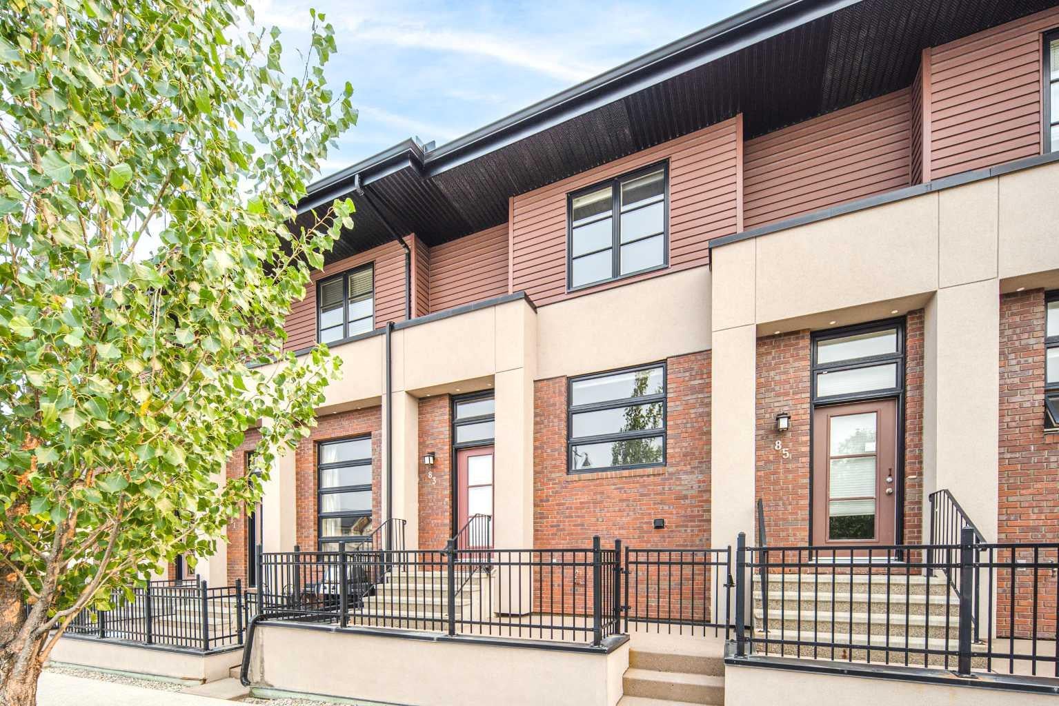 83 Aspen Hills Green SW