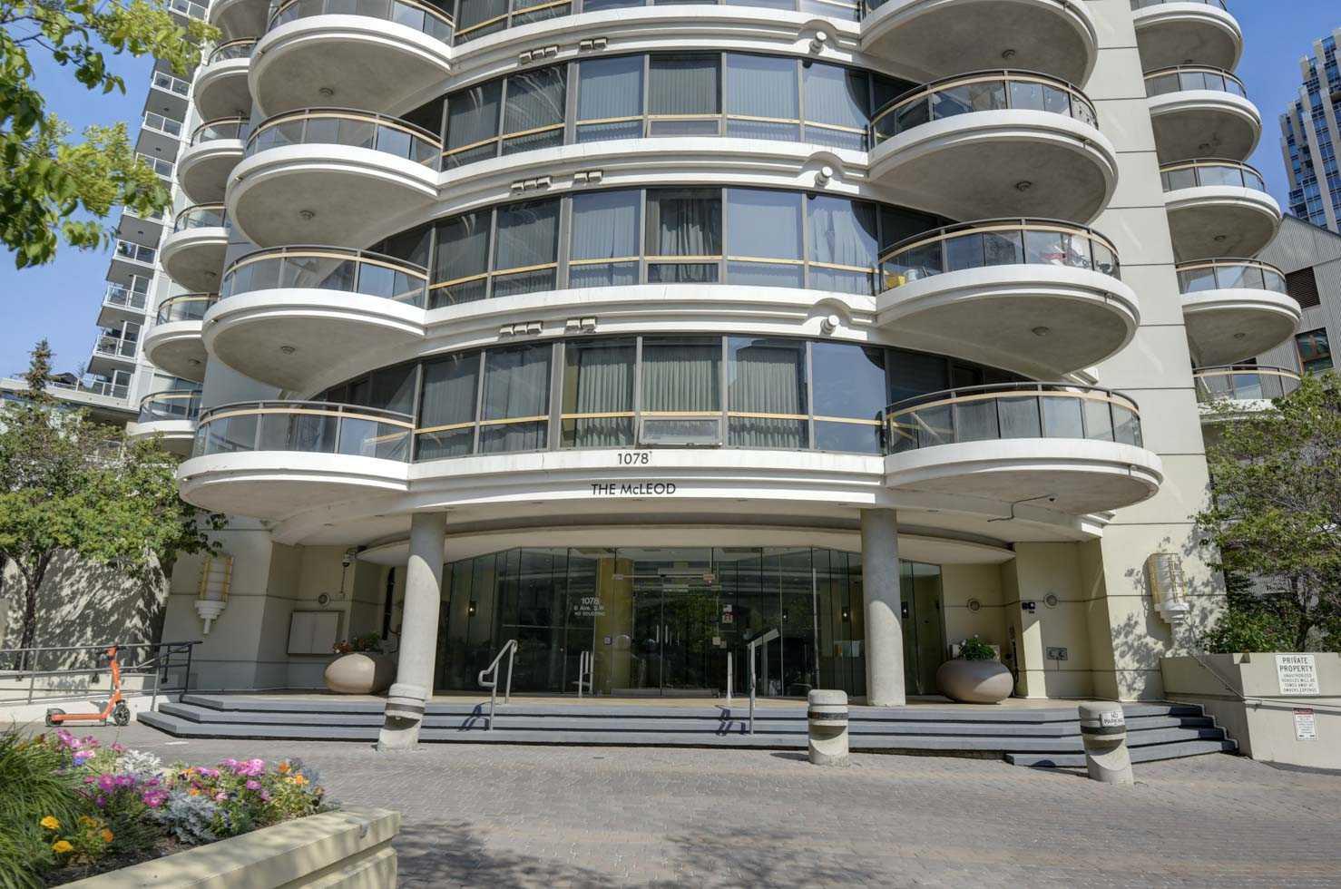 1078 6 Avenue SW 2401