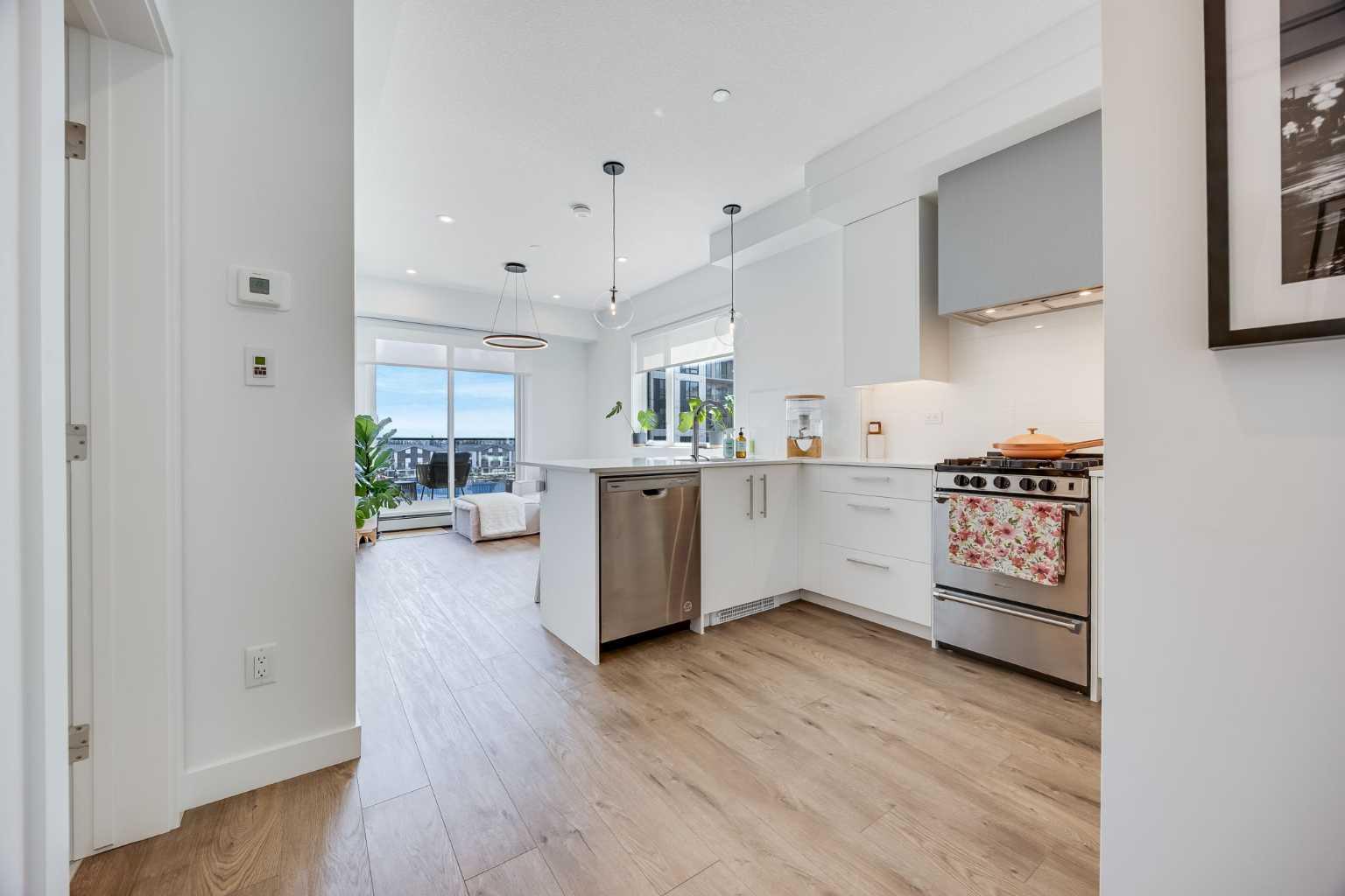 8230 Broadcast Avenue 402