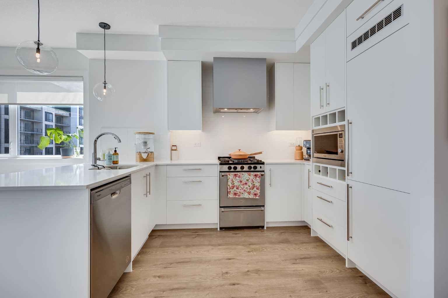 8230 Broadcast Avenue 402