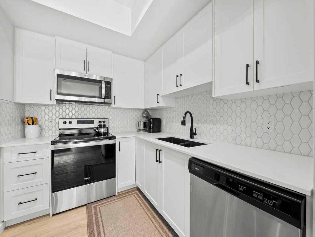 Photo of 3727 Sage Hill Drive NW #3111, Calgary, AB T3R 1T7 (MLS # A2298138)