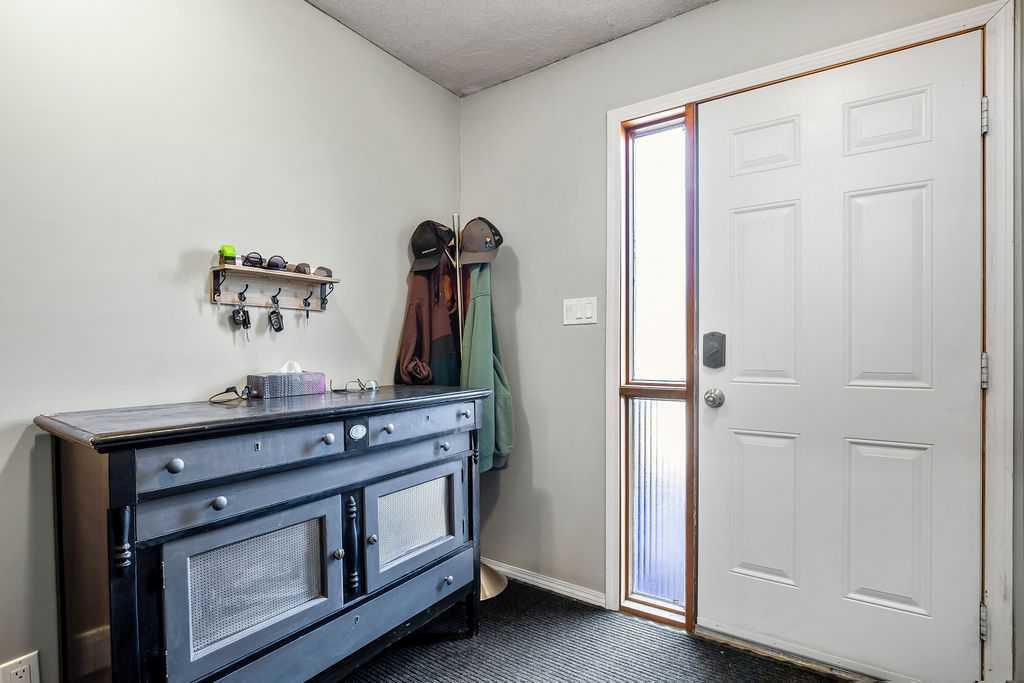 1001 10 Avenue SE 7