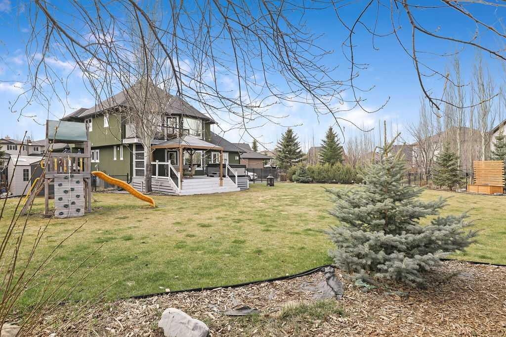 105 Lang Place