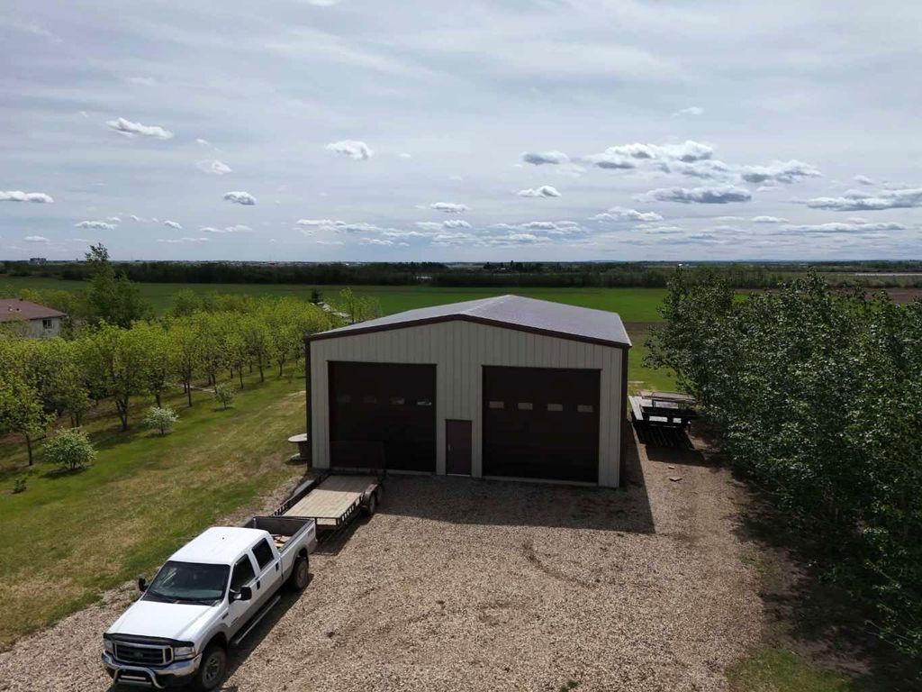 Photo of 64033 Township Road 720, Grande Prairie, AB T8X 4K4 (MLS # A2285101)
