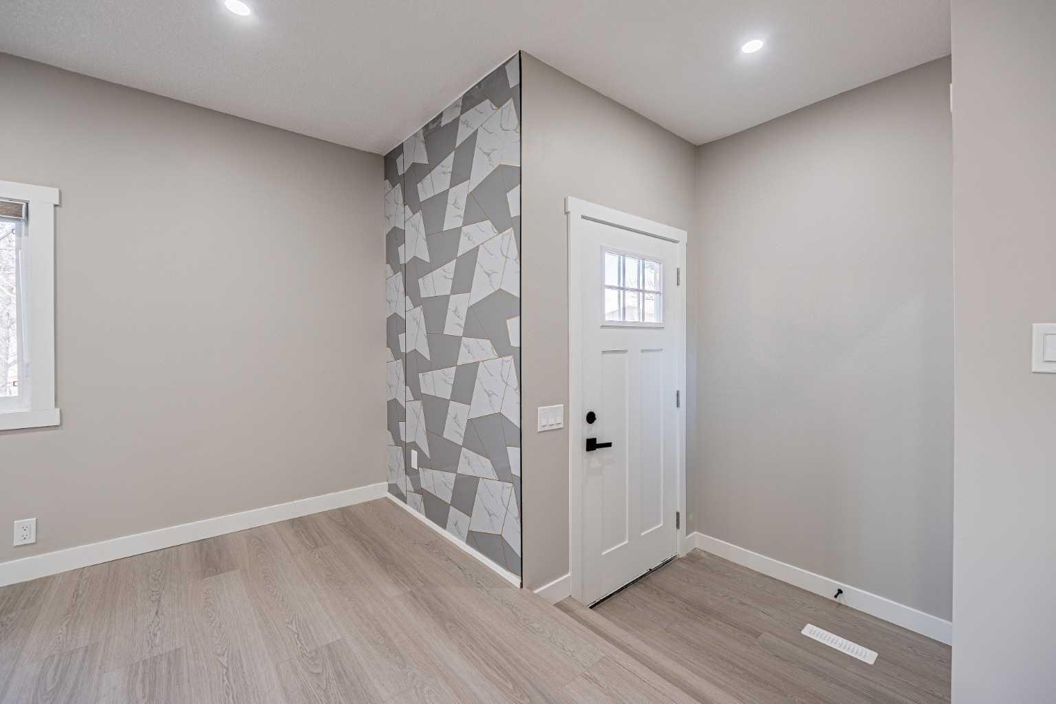 8428 Berkley Road NW