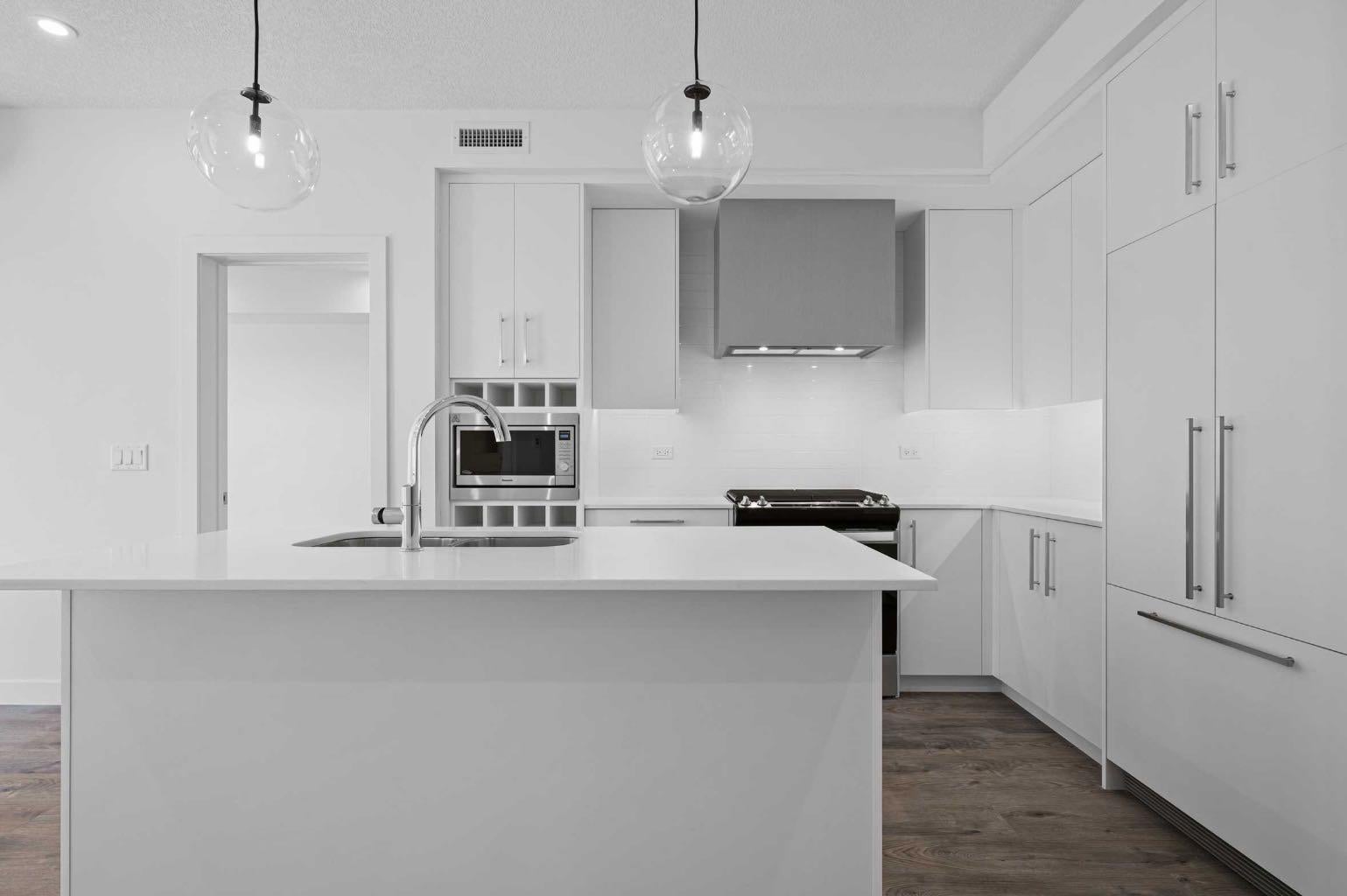 8370 Broadcast Avenue SW 315