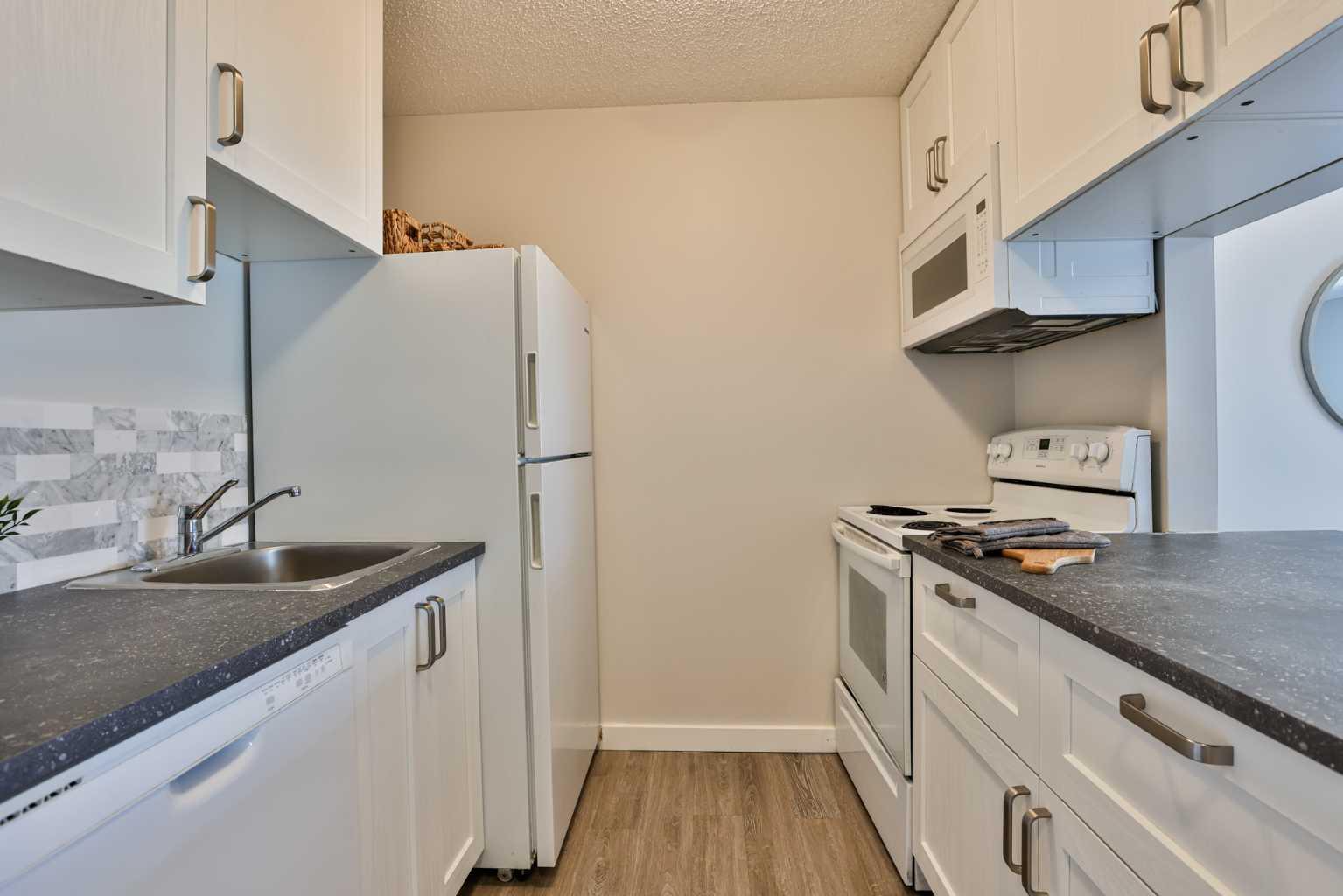 405 Columbia Boulevard W 201