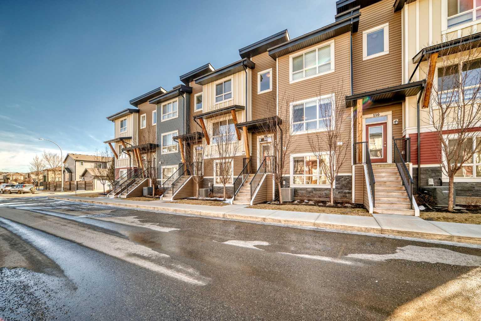 108 Walgrove Cove SE