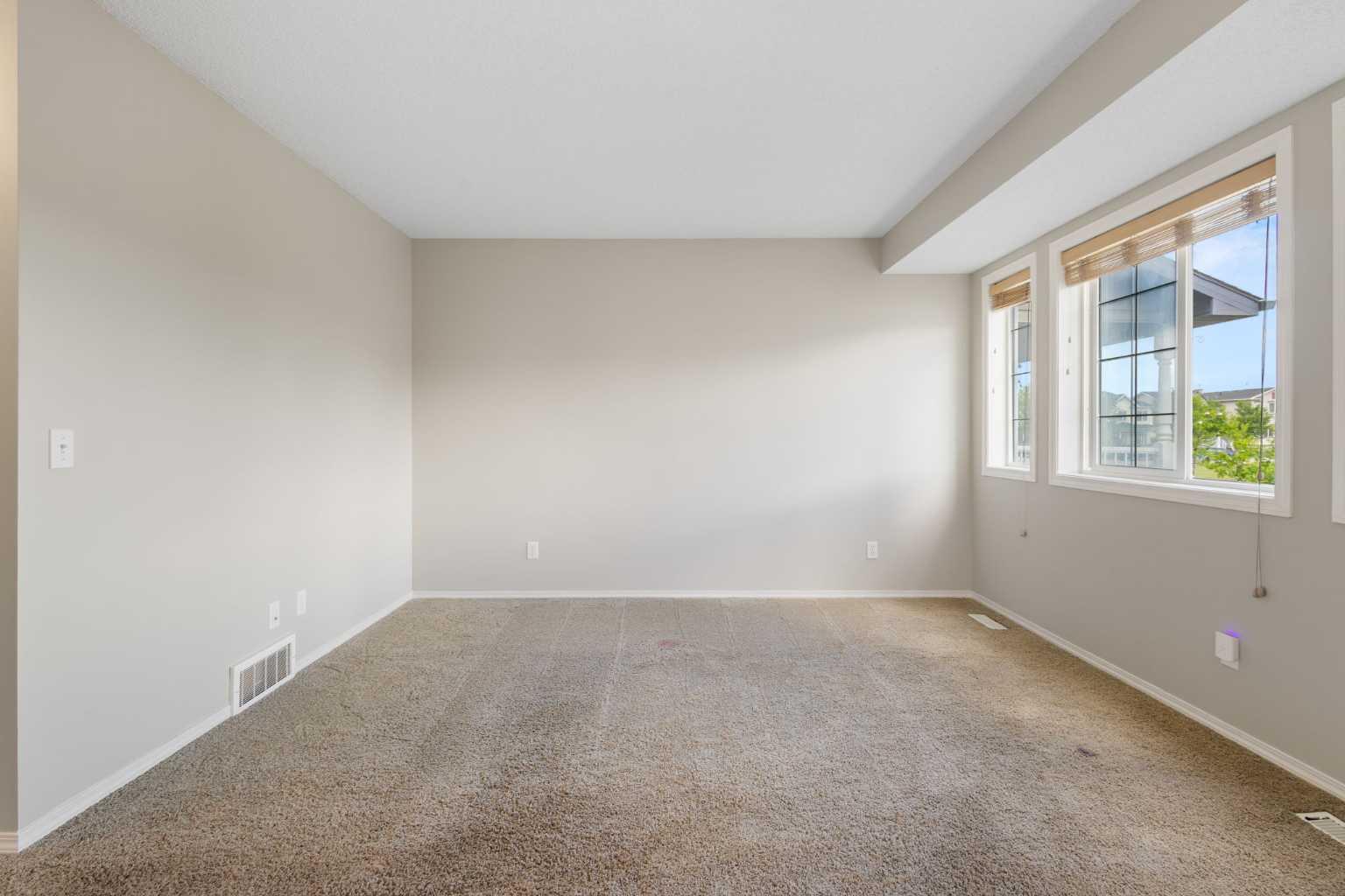 5 Taralake Terrace NE