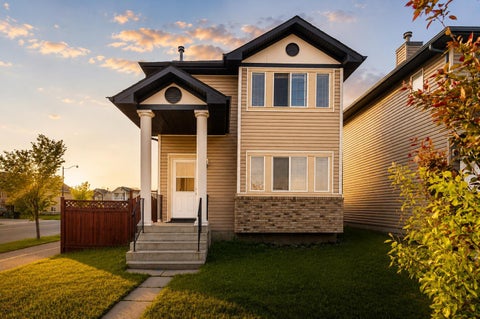 Photo of 5 Taralake Terrace NE, Calgary, AB T3J 0A8 (MLS # A2318594)