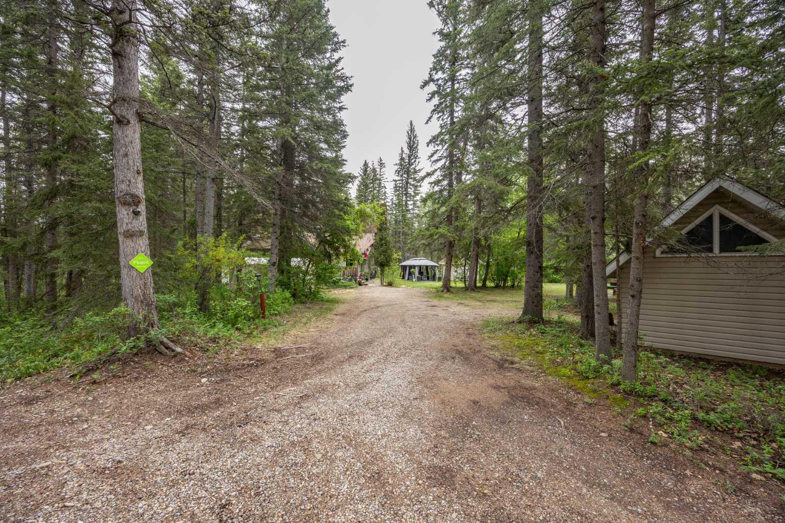 04042 Highway 587 138