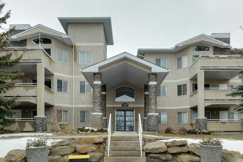 20 Country Hills View NW 308 Calgary AB T3K 5A3
