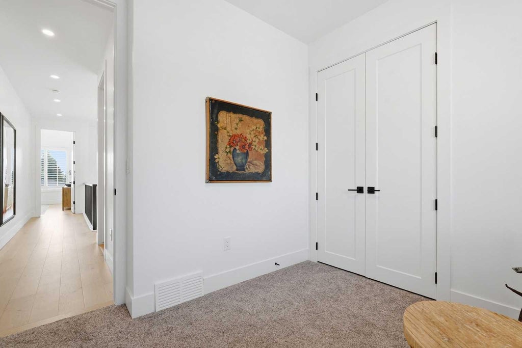 Photo of 2609 35 Street SW, Calgary, AB T3E 2Y3 (MLS # A2340298)
