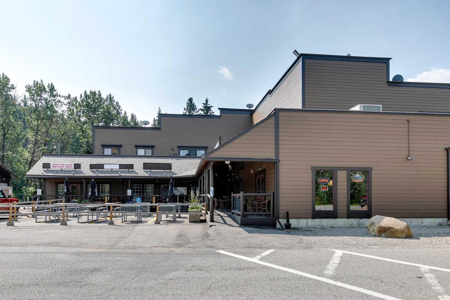 186007 Priddis Valley Road W