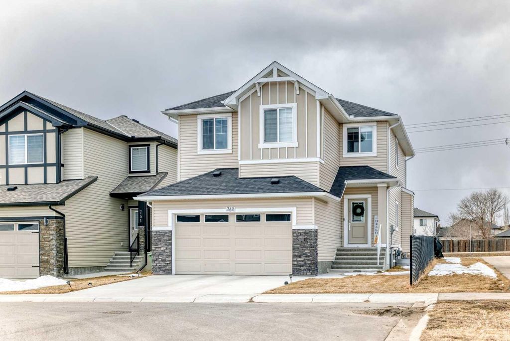 Photo of 753 Edgefield Crescent, Strathmore, AB T1P 1H5 (MLS # A2299640)