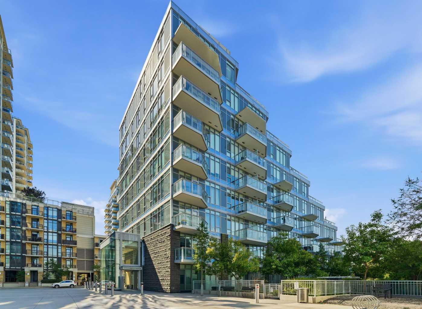 138 waterfront Court SW 303