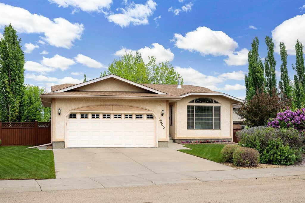 Photo of 5305 66 Street, Camrose, AB T4V 4M2 (MLS # A2351557)
