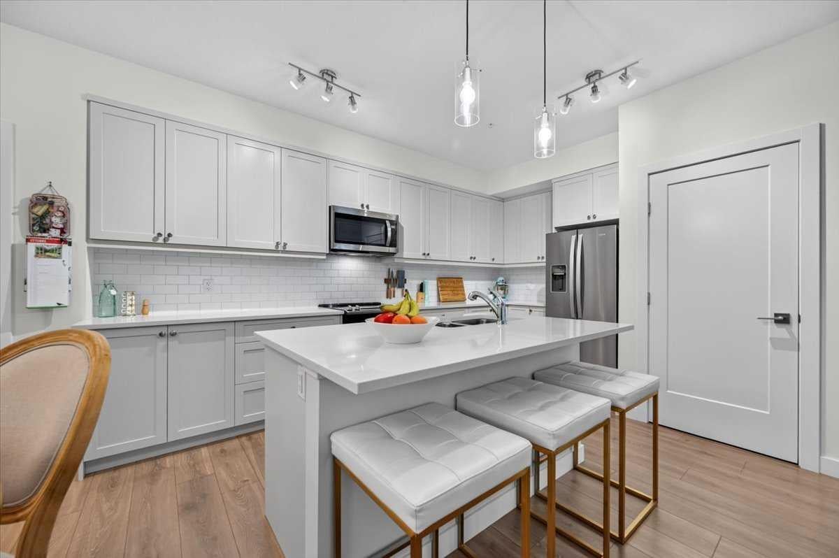 100 Auburn Meadows Manor SE 116