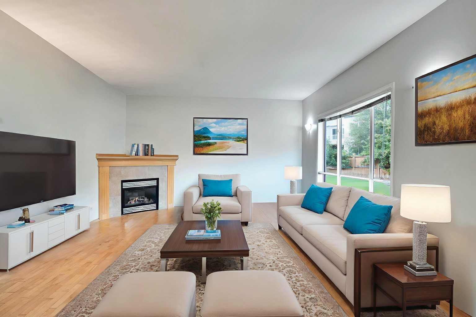 521 Rocky Ridge View NW