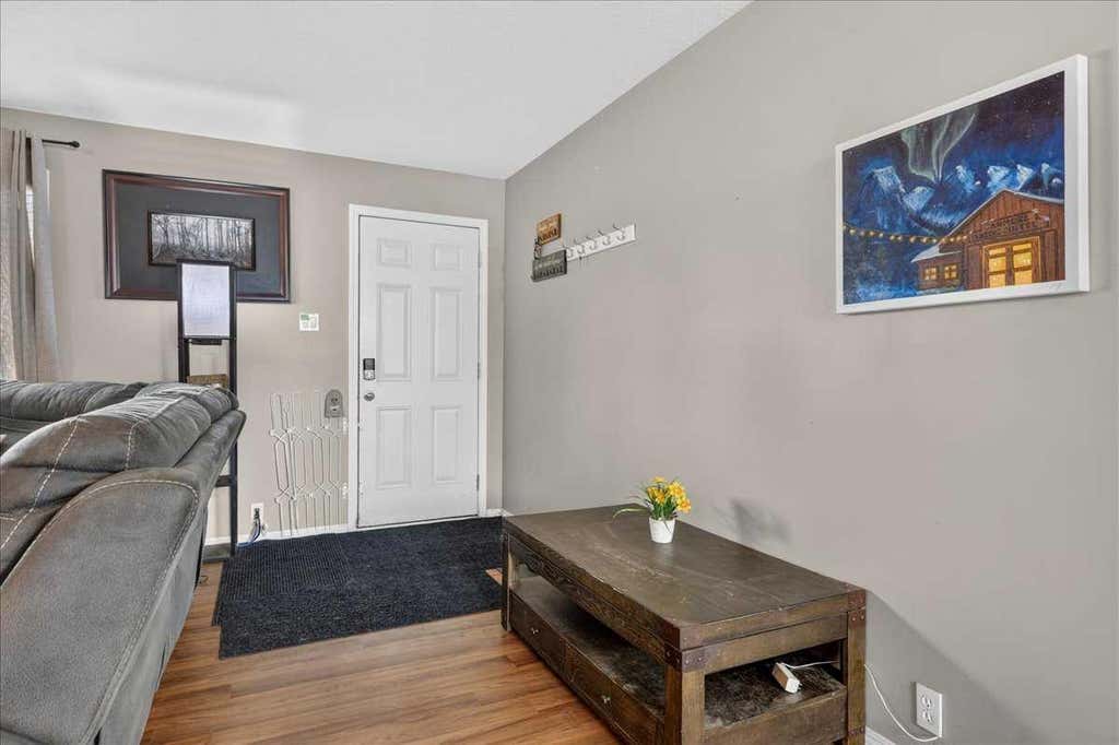 Photo of 201 1 Avenue, Torrington, AB T0M 2B0 (MLS # A2334993)