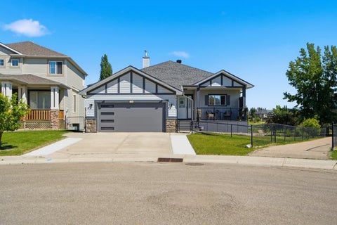 Photo of 124 West Creek Glen, Chestermere, AB T1X 1P8 (MLS # A2324330)