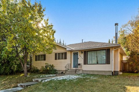 4915 43 Street SW Calgary AB T3E 3R2