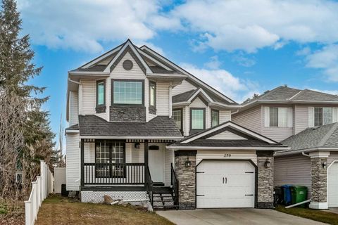 270 Douglas Glen Court SE Calgary AB T2Z 2M8