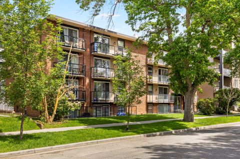 Photo of 924 18 Avenue SW #304, Calgary, AB T2T 0H1 (MLS # A2321646)
