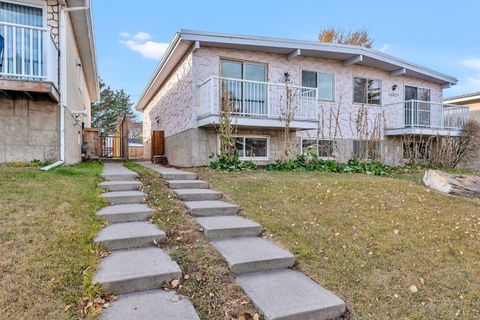 10831 5 Street SW Calgary AB T2W 1W5