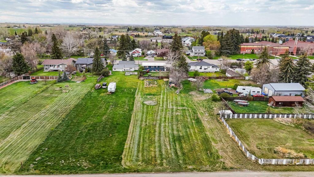 Photo of 47 S 200 W, Raymond, AB T0K 2S0 (MLS # A2309975)