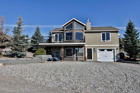 Photo of 619 Chinook Crescent, Rural Pincher Creek No. 9, M.D. of, AB T0K 1W0 (MLS # A2349225)