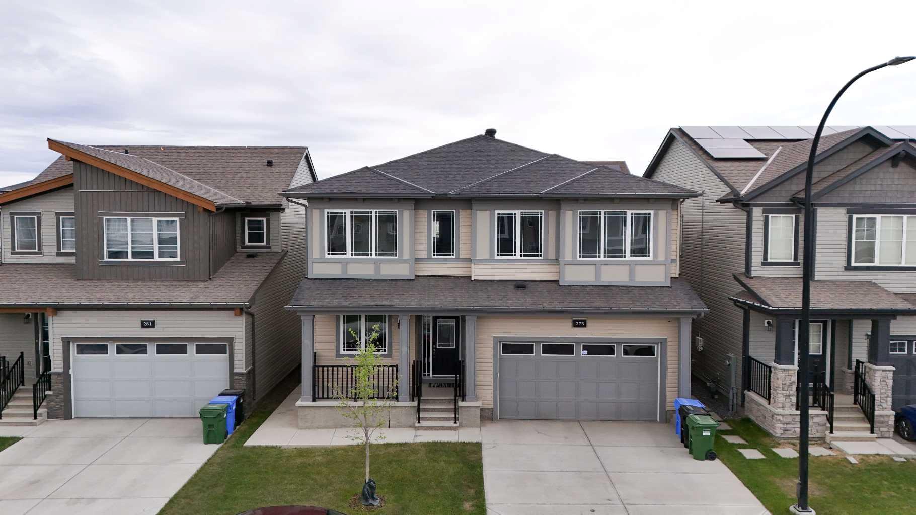 273 Carringwood Close NW