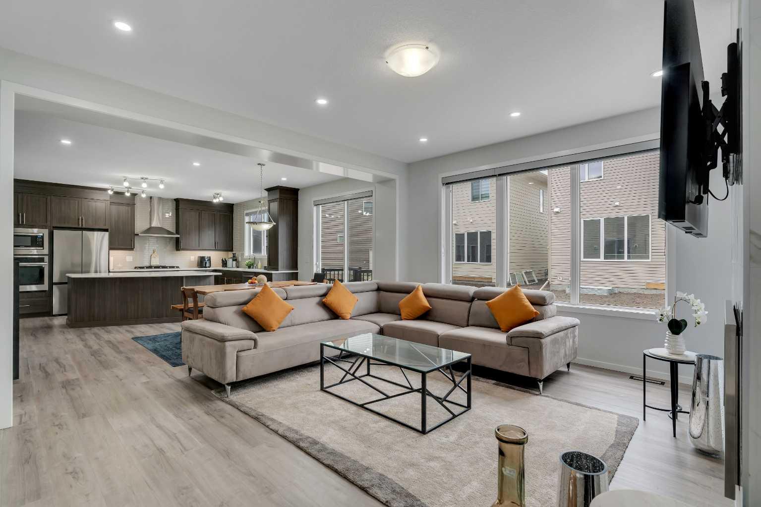 273 Carringwood Close NW