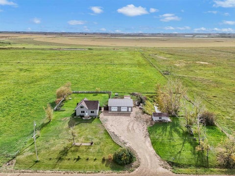 Photo of 145039 TWP 200, Rural Newell, County of, AB T0J 0Z0 (MLS # A2353413)