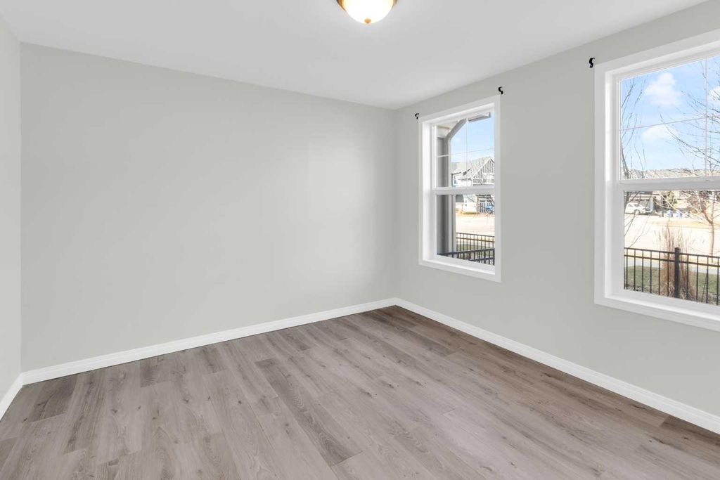 Photo of 140 Sundown Road, Cochrane, AB T4C 2M5 (MLS # A2306412)