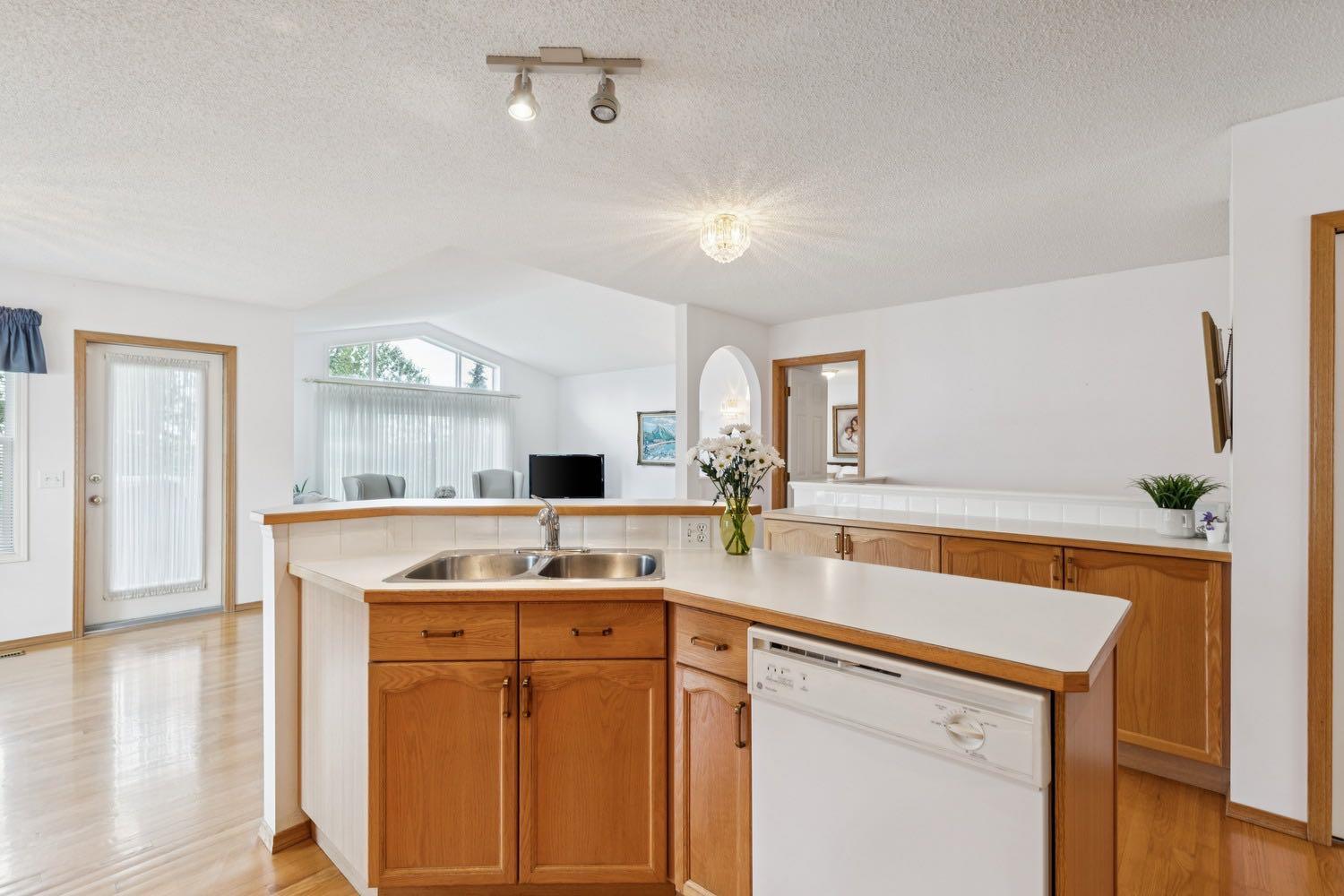 614 Sierra Madre Court SW