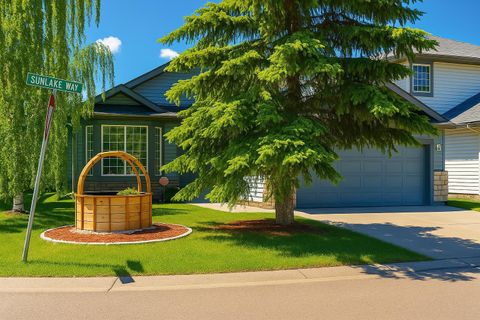 Photo of 179 Sunlake Way SE, Calgary, AB T2X 3H4 (MLS # A2240060) Photo of 179 Sunlake Way SE, Calgary, AB T2X 3H4 (MLS # A2240060)